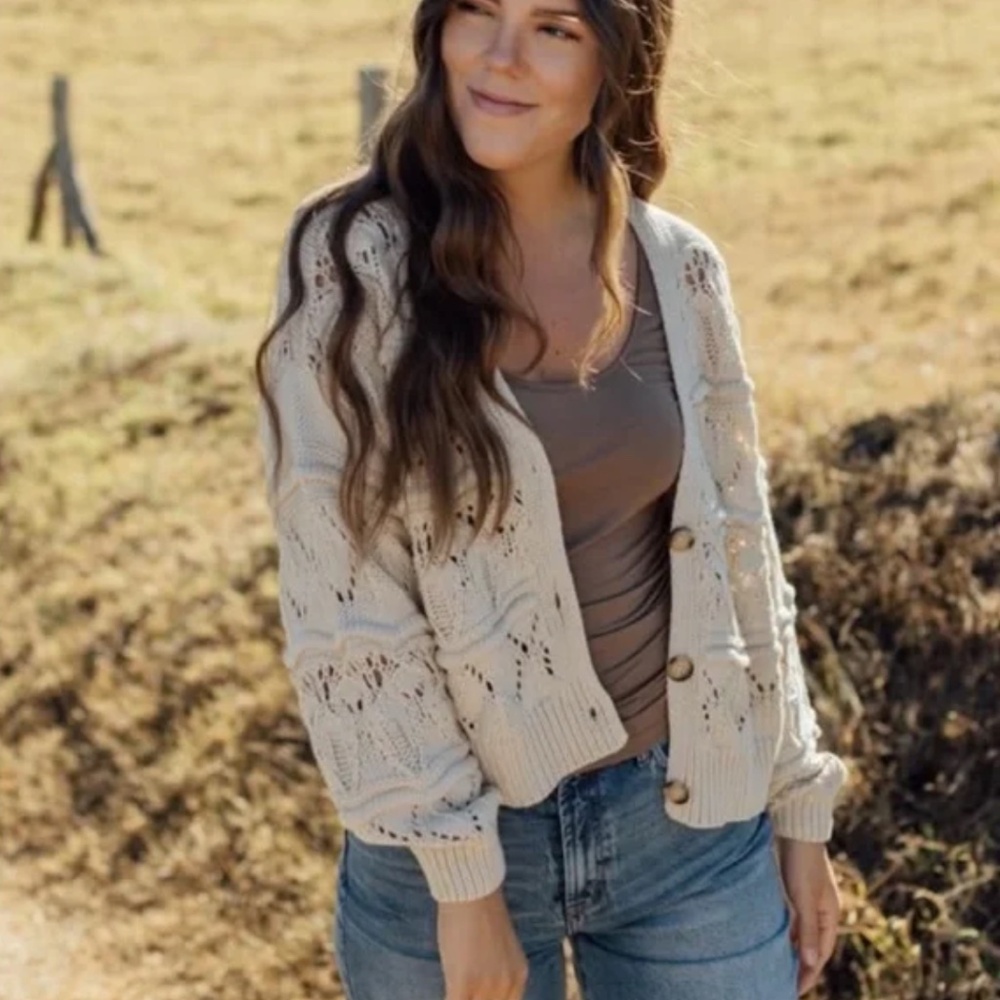 Neuflora cream Daphne Cardigan